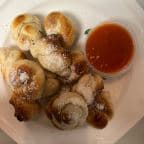 Best Garlic Knots in Hamilton Township, NJ